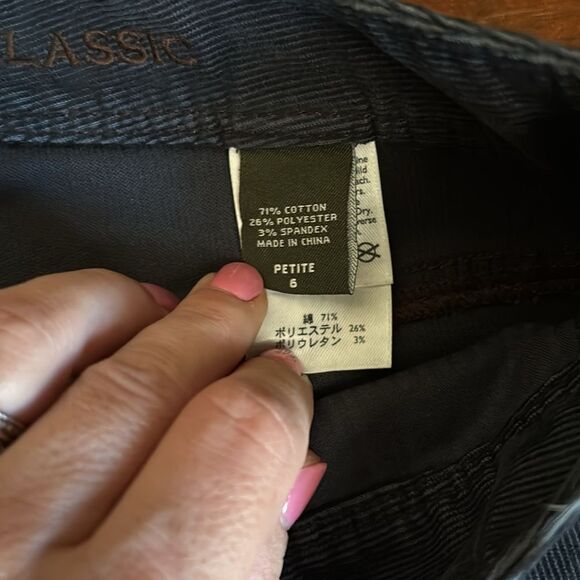 Eddie Bauer Navy Blue low rise Corduroy Jeans. Size 6 Petite - Picture 3 of 8